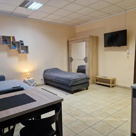 Sawago Plocka I Pietro 30m2 - Samodzielne Zameldowanie